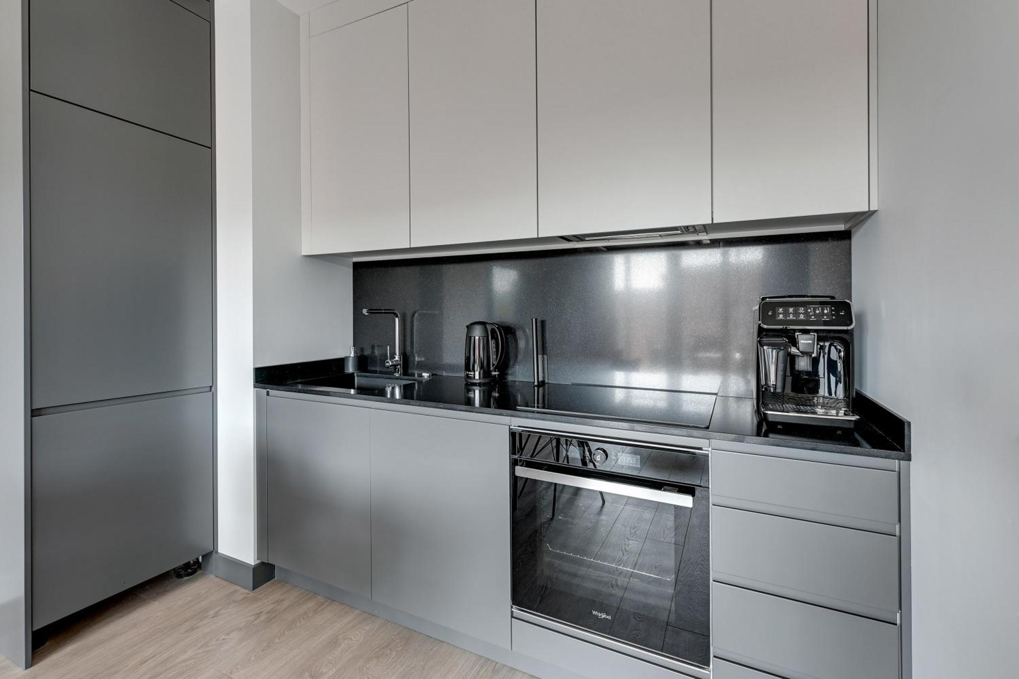 Scala City Center Apartments & Studios By Lion Apartments グダニスク エクステリア 写真