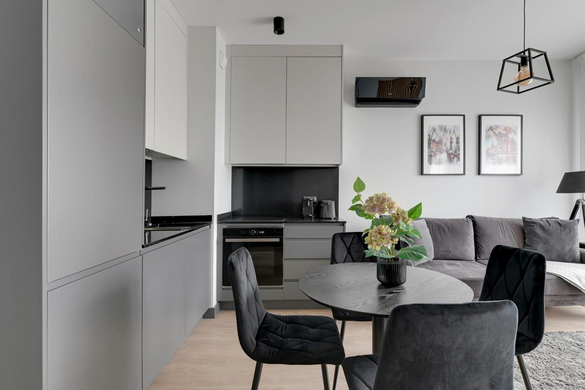 Scala City Center Apartments & Studios By Lion Apartments グダニスク エクステリア 写真