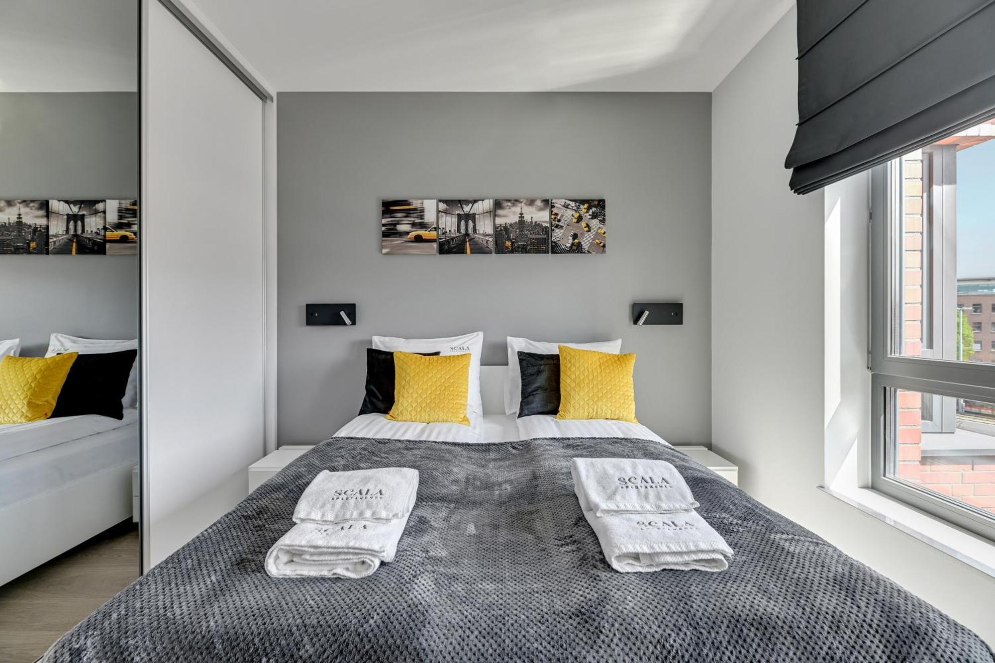 Scala City Center Apartments & Studios By Lion Apartments グダニスク エクステリア 写真