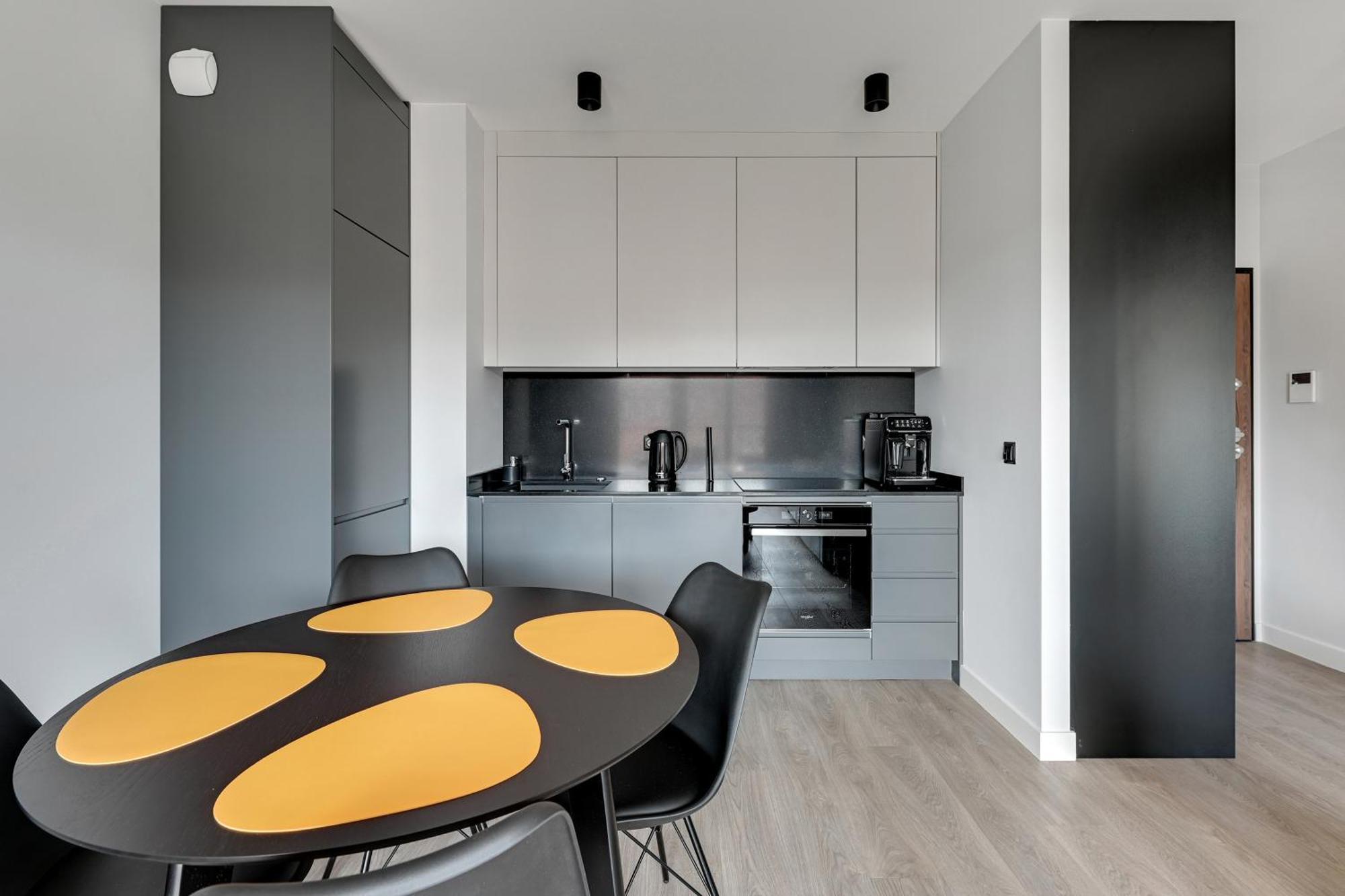 Scala City Center Apartments & Studios By Lion Apartments グダニスク エクステリア 写真